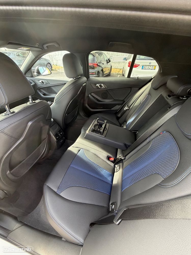 BMW 116 d Pack Desportivo M Auto - 10