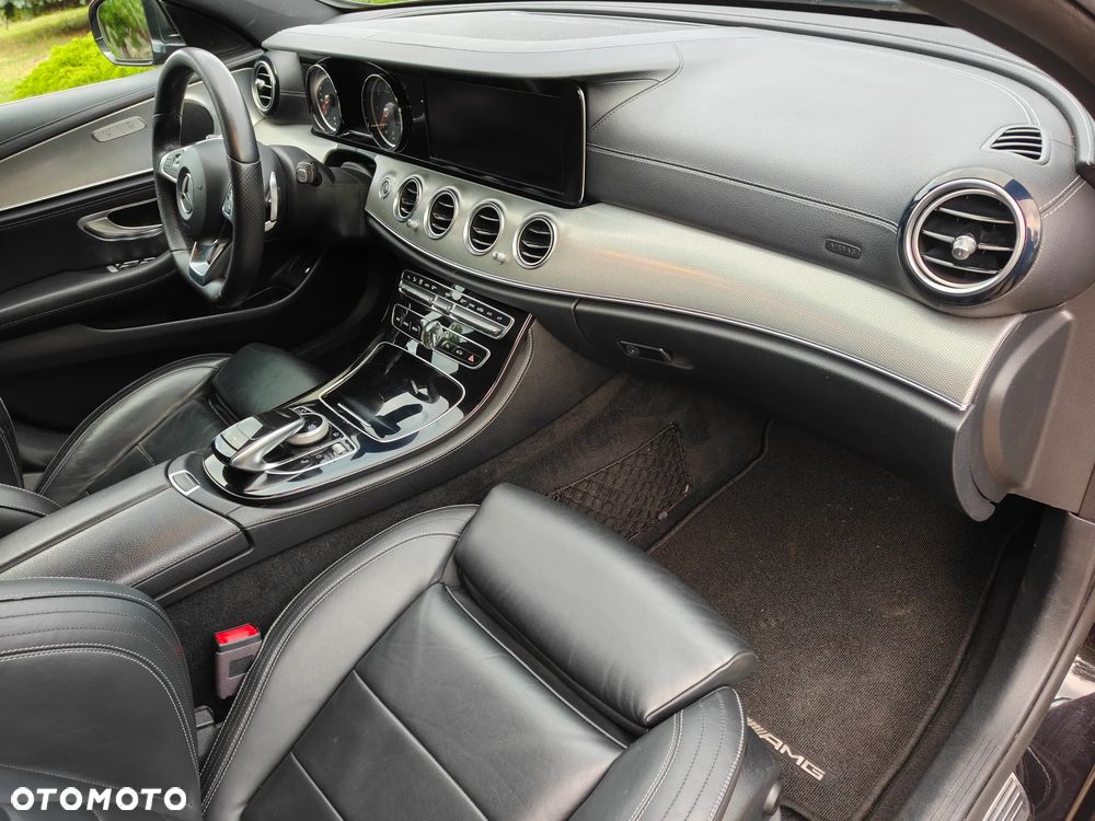 Mercedes-Benz Klasa E 220 d 4Matic 9G-TRONIC AMG Line - 15