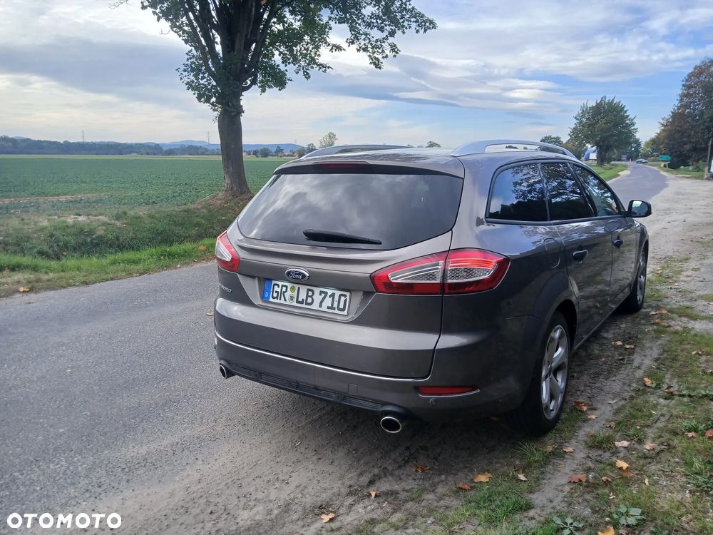 Ford Mondeo - 12