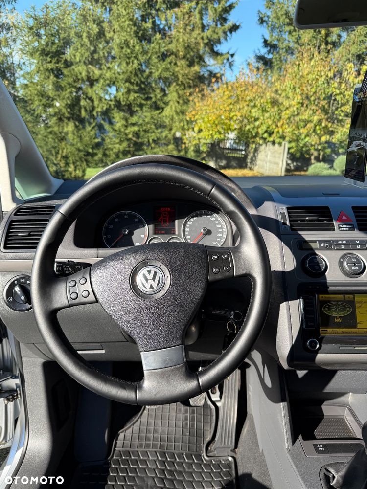 Volkswagen Touran 1.6 Freestyle - 9
