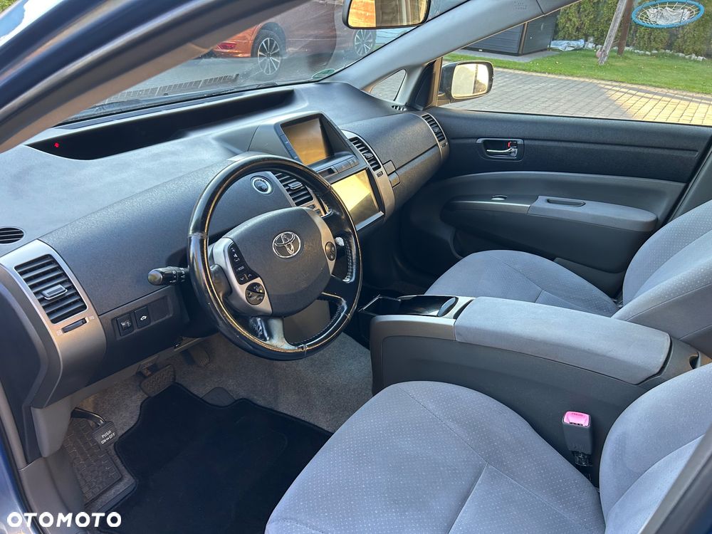 Toyota Prius - 9