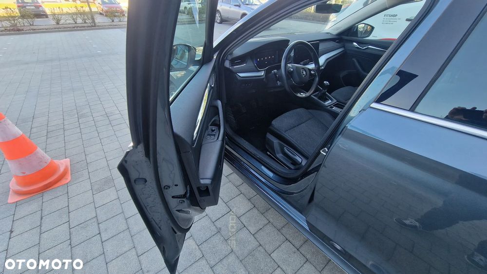 Skoda Octavia 1.5 TSI ACT Style - 7