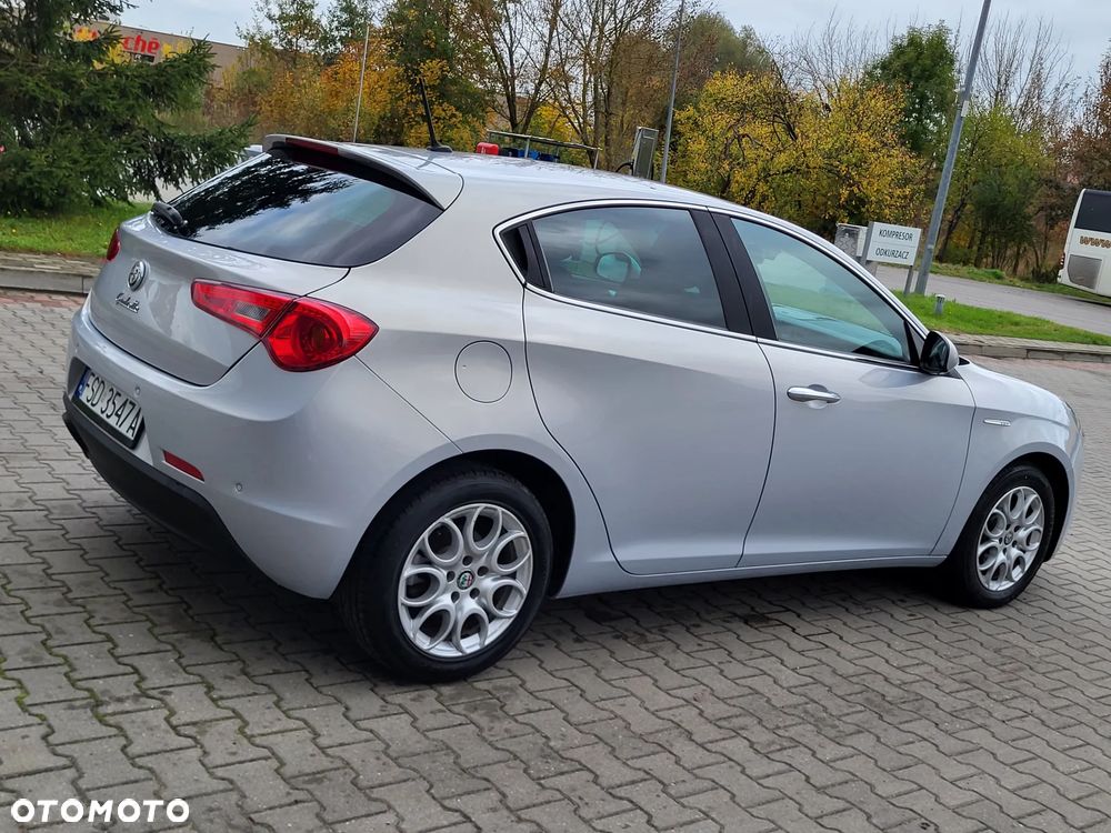 Alfa Romeo Giulietta 1.6 JTDM 16V TCT Super - 7