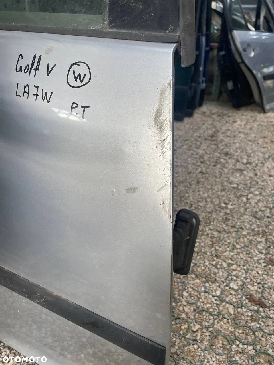 BŁOTNIK PRZÓD PRAWY LEWY GOLF V SREBRNY LA7W HB - 10