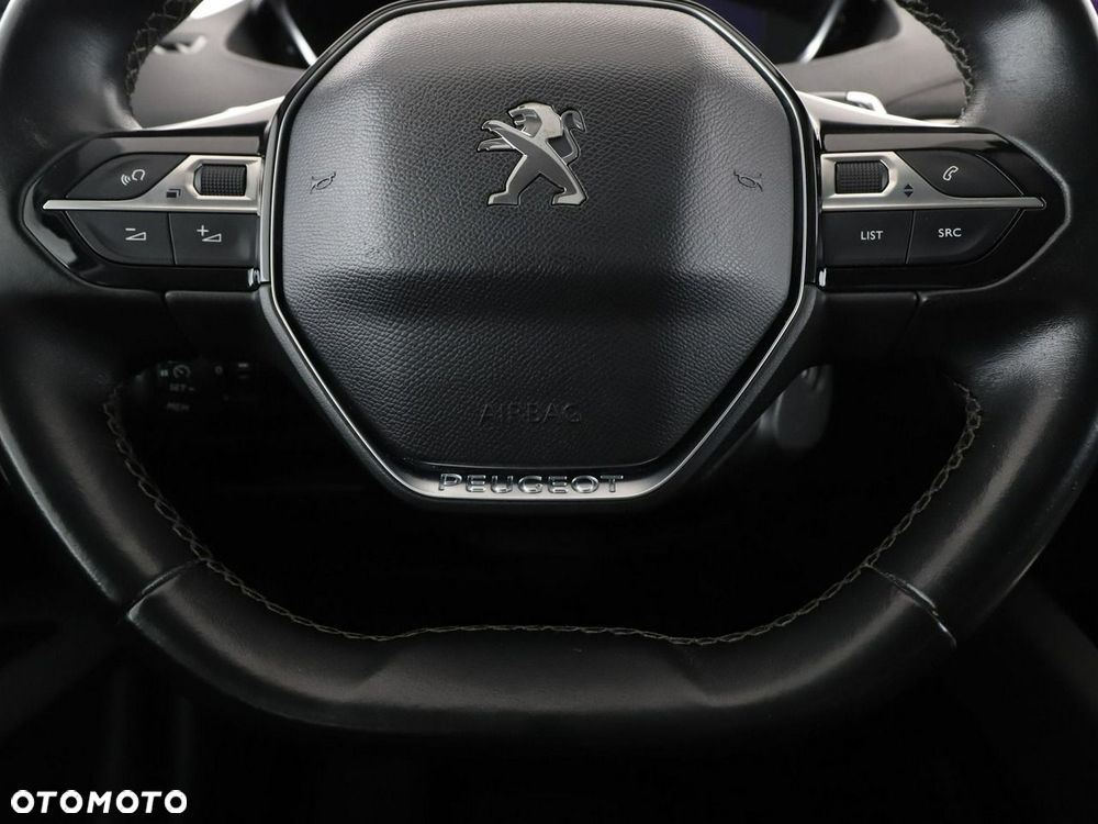Peugeot 3008 1.5 BlueHDi Active S&S EAT8 - 22
