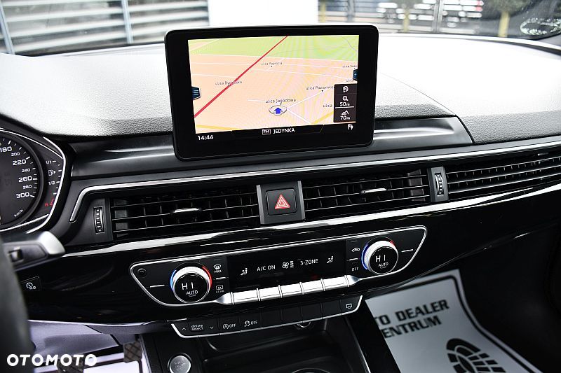 Audi A4 Limousine 1.4 TFSI Sport - 13