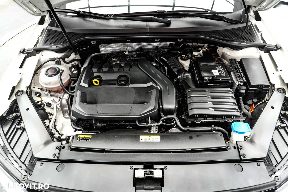 Volkswagen Passat Variant 1.5 TSI ACT OPF DSG Comfortline - 24