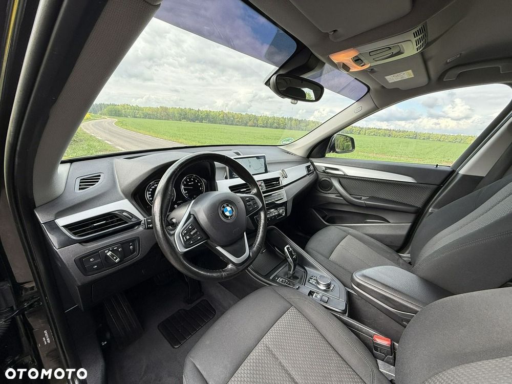 BMW X1 sDrive18i Advantage - 10