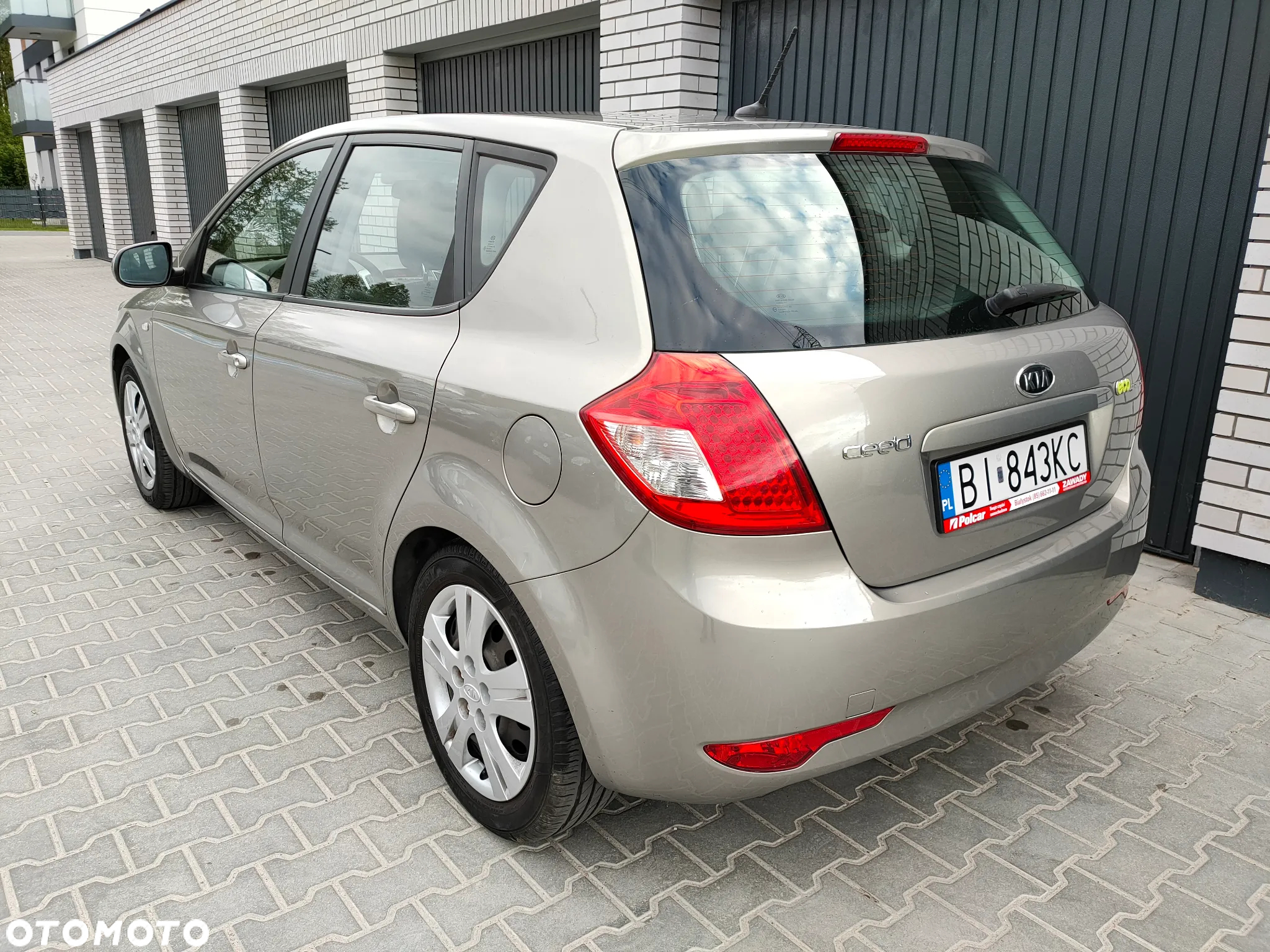 Kia Ceed 1.4 CVVT Attract - 4