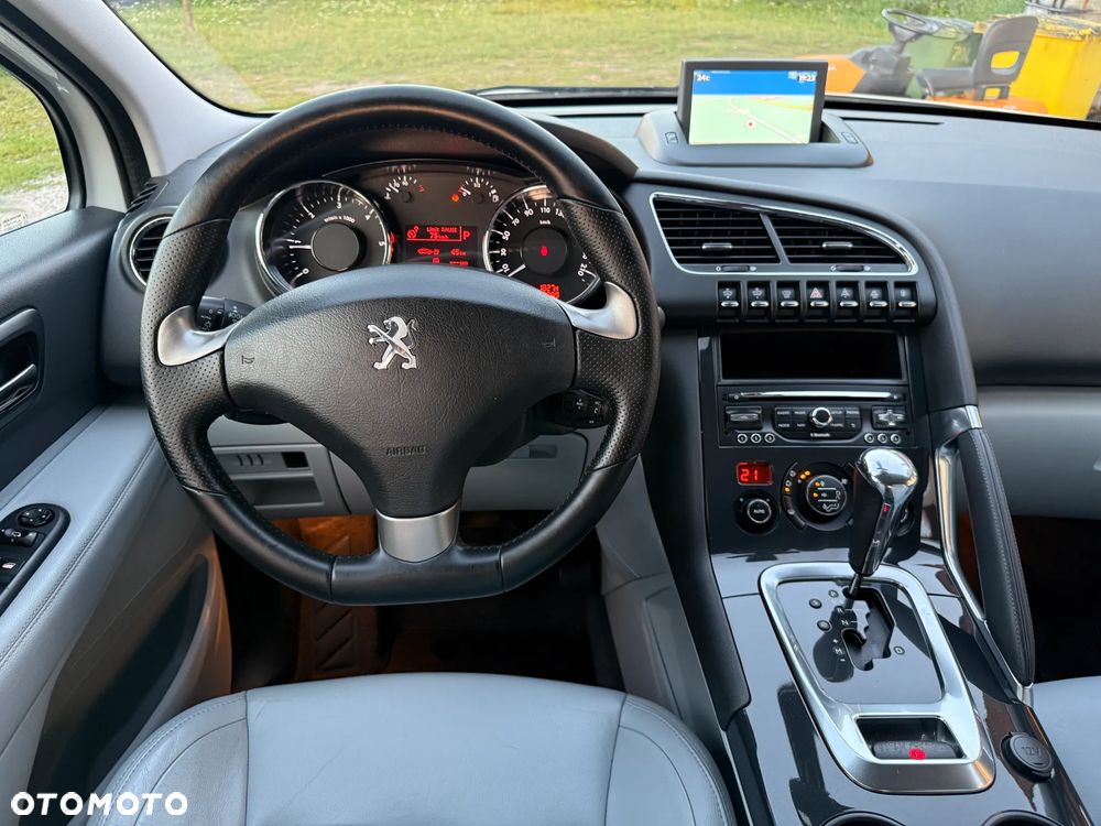 Peugeot 3008 HDi FAP 165 Automatik Business-Line - 28