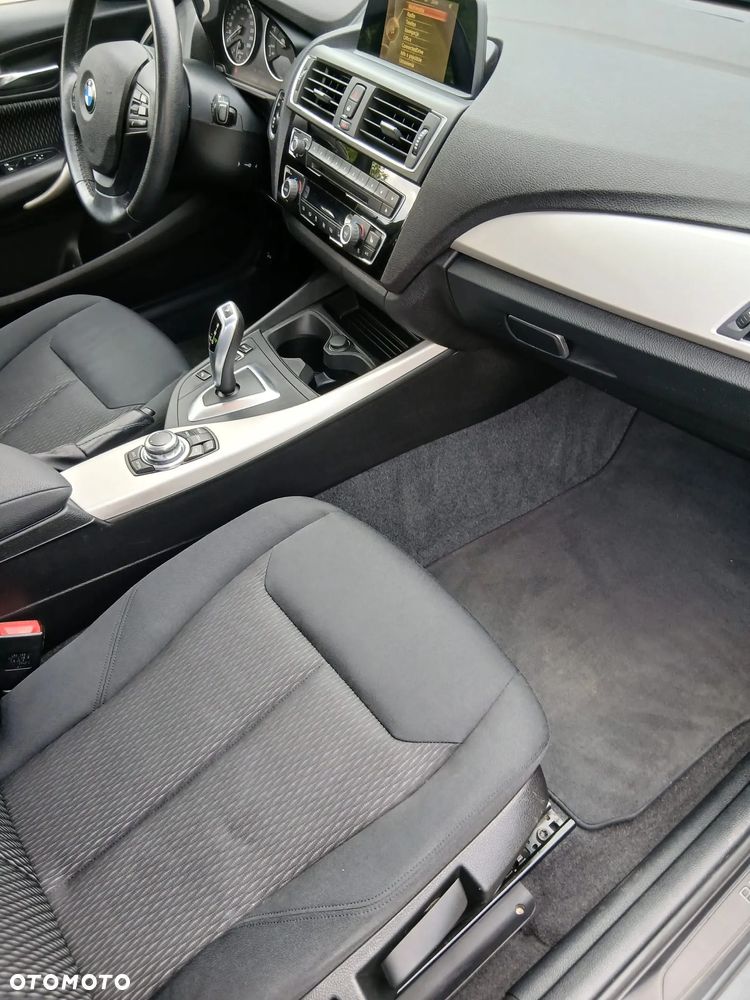 BMW Seria 1 120d xDrive Sport-Aut Advantage - 30