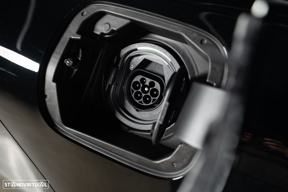 Mercedes-Benz CLA 250 e 8G-DCT Edition AMG Line - 54