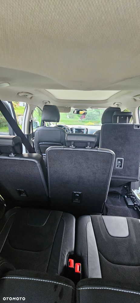 Ford S-Max - 10