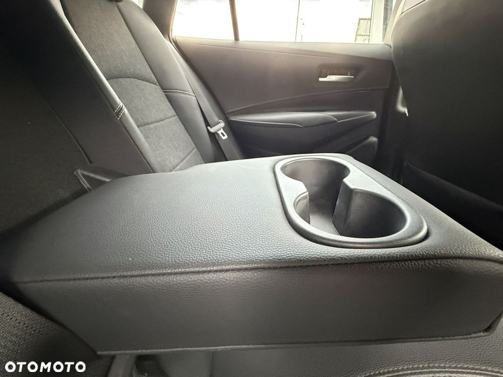 Toyota Corolla 1.8 Hybrid Executive - 17