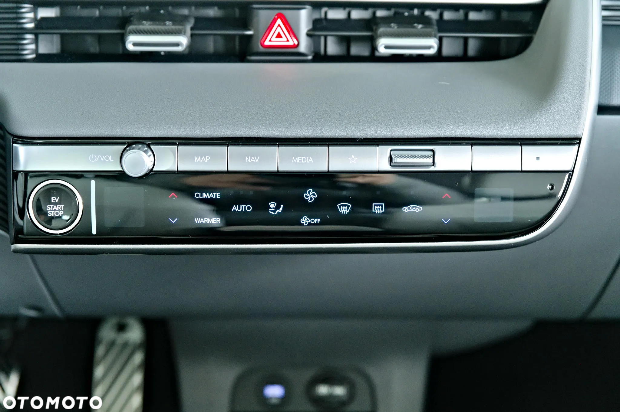 Hyundai IONIQ 5 77kWh Uniq 4WD - 25