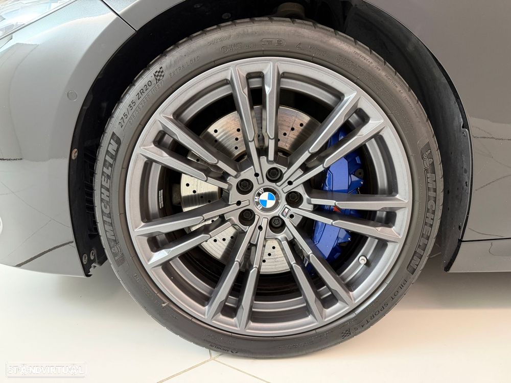 BMW M8 Competition - 9