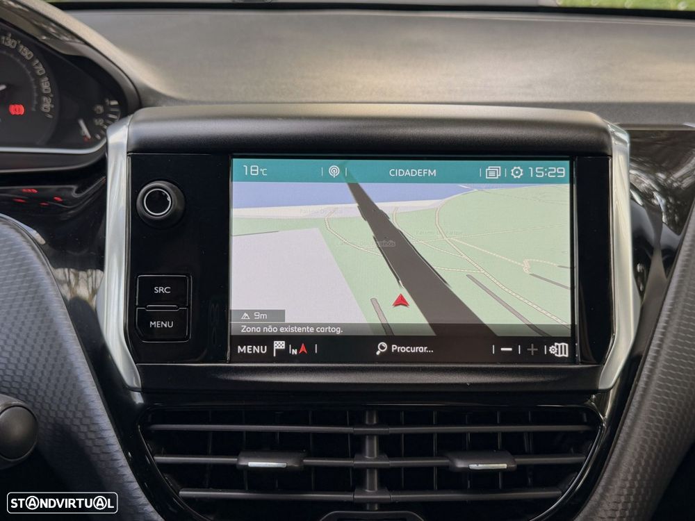 Peugeot 208 1.5 BlueHDi Signature - 29