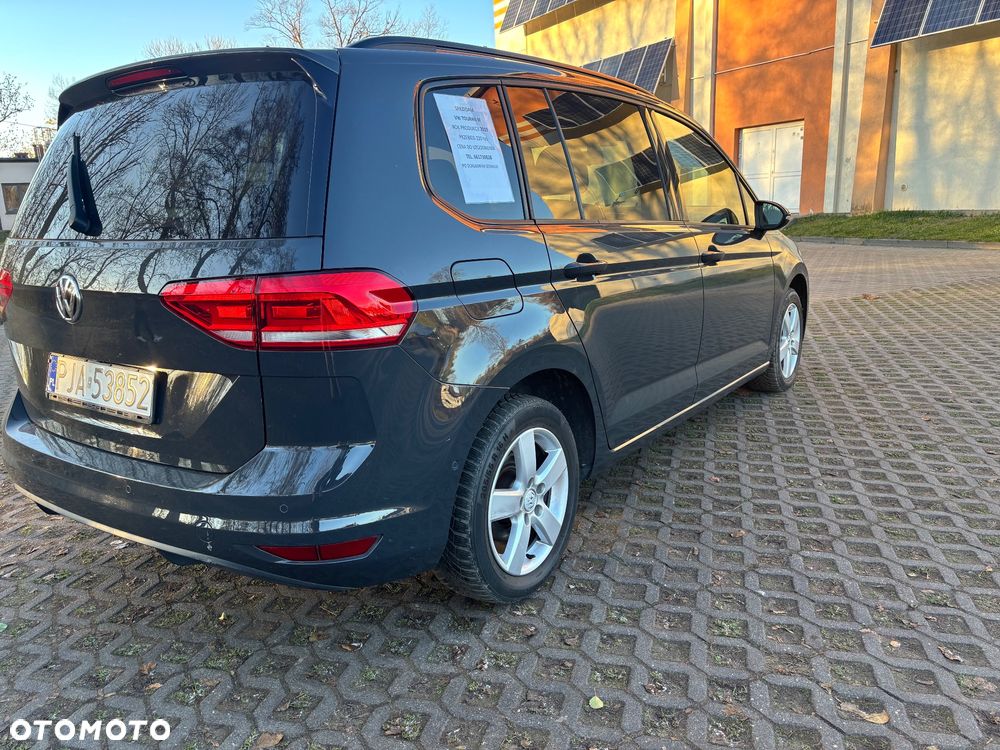 Volkswagen Touran 2.0 TDI SCR DSG Comfortline - 4