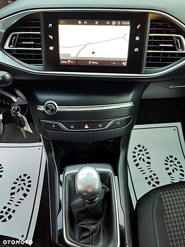 Peugeot 308 SW PureTech 110 Stop & Start Style - 14