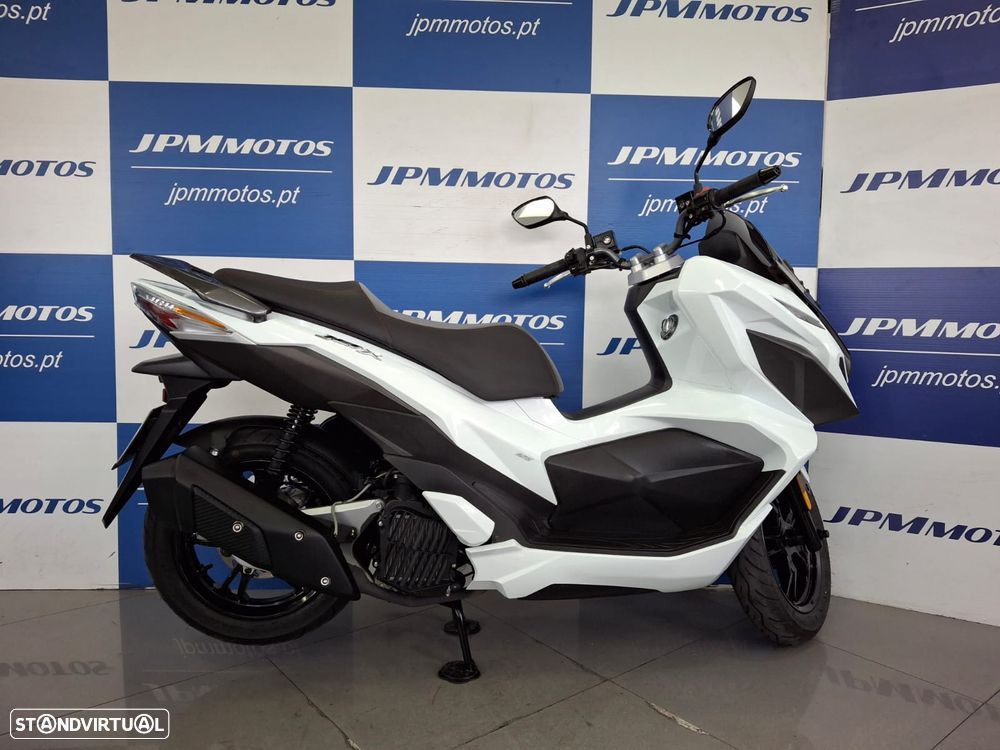 Sym JET X 125 ABS/TCS - 4