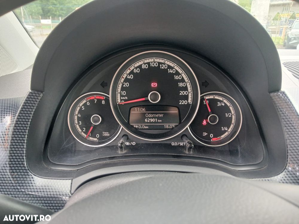 Volkswagen up! 1.0 MPI Move - 15