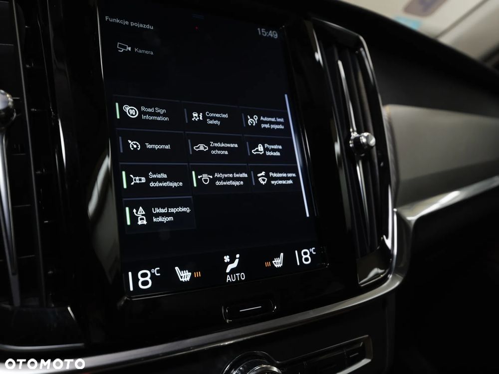 Volvo V90 Cross Country D4 AWD Pro - 31