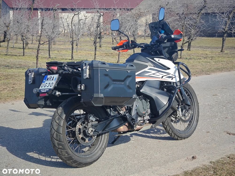 KTM Adventure - 9