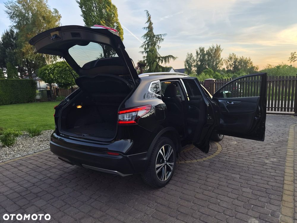 Nissan Qashqai 1.6 DIG-T N-Connecta - 10