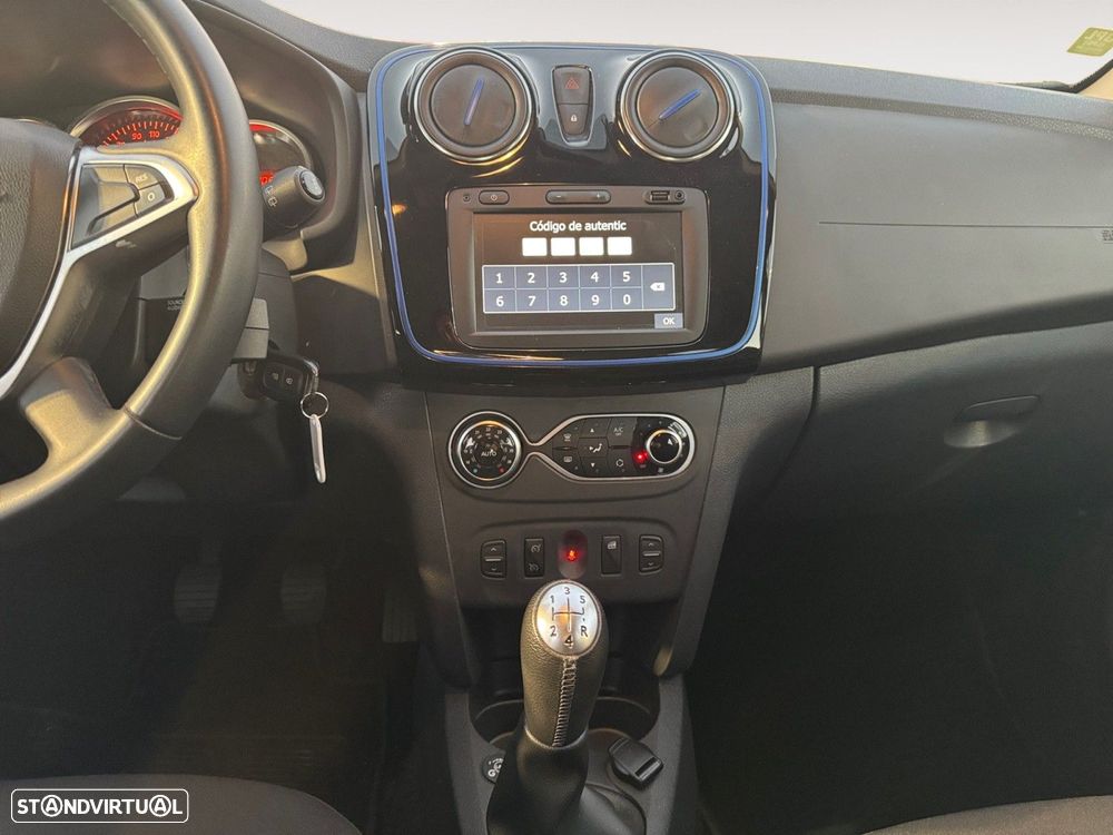 Dacia Sandero - 11