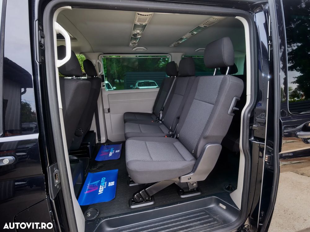 Volkswagen Caravelle KR Comfortline DSG 4M - 28