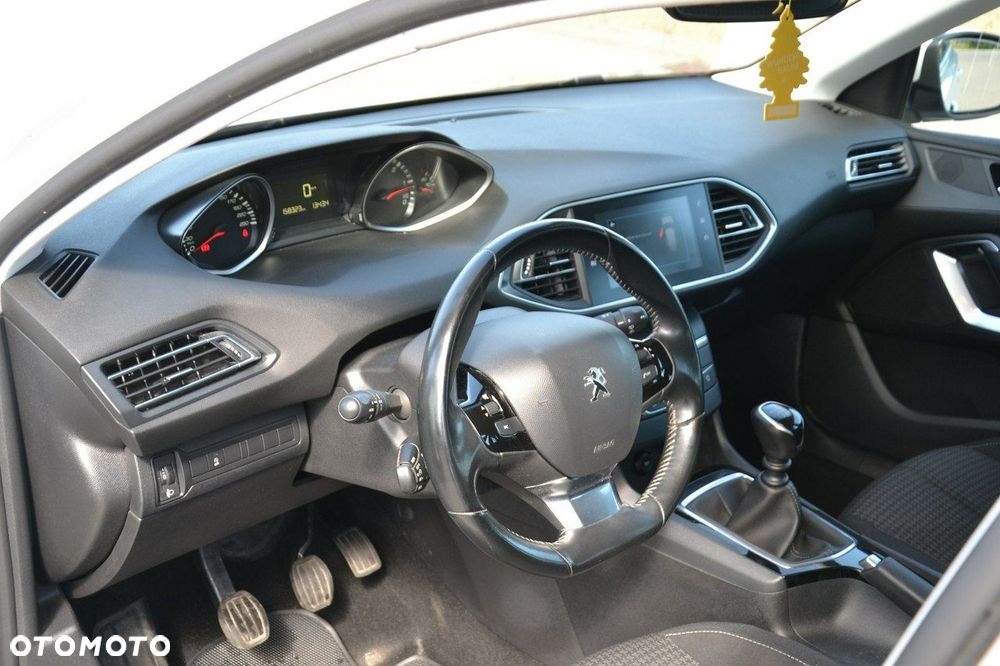 Peugeot 308 - 10
