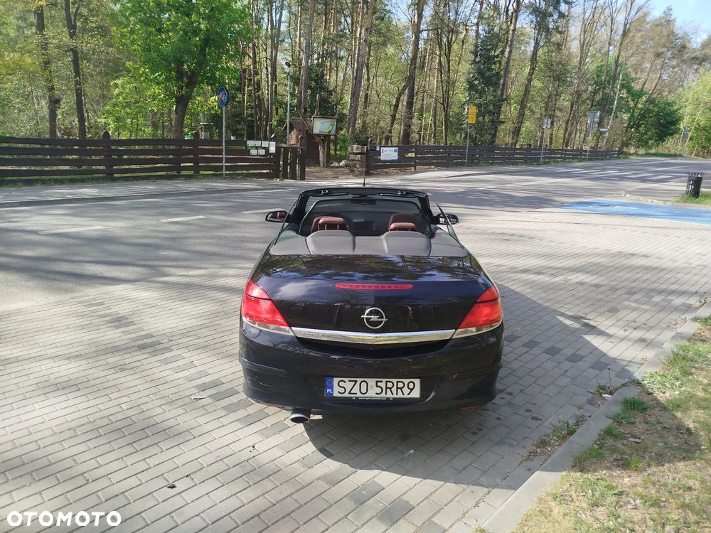 Opel Astra 1.8 Cosmo - 22