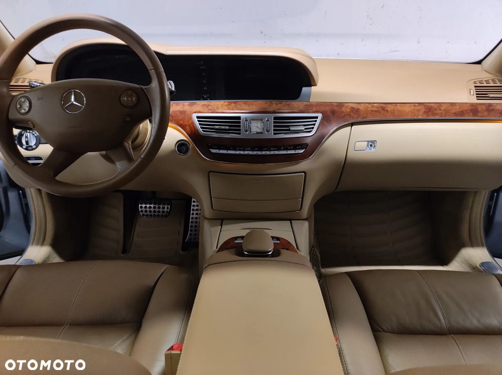 Mercedes-Benz Klasa S 320 CDI - 23
