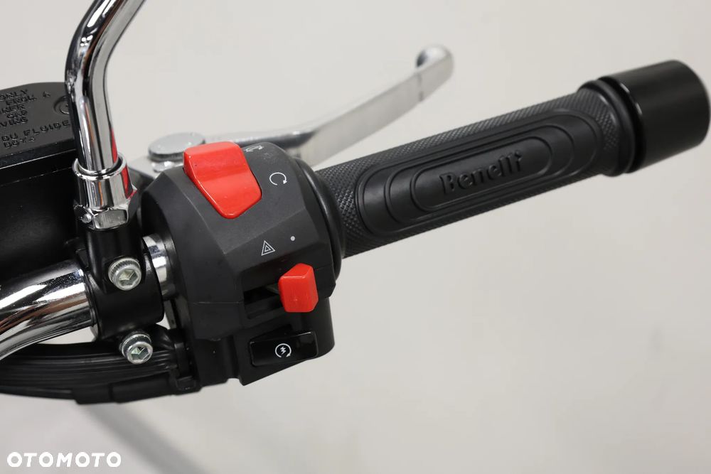 Benelli IMPERIALE 400 - 20