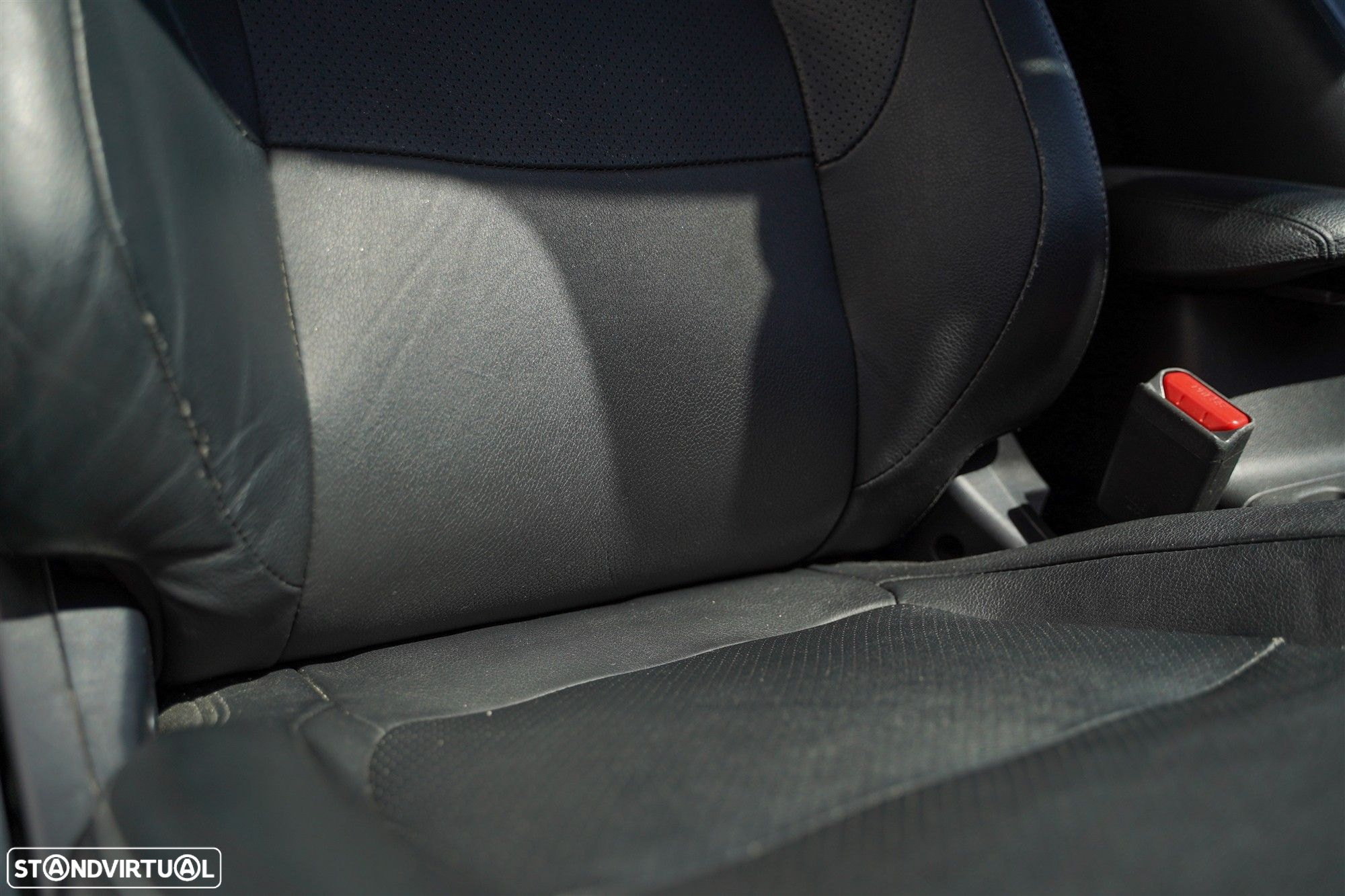 Mitsubishi Outlander 2.2 DI-D Intense - 28