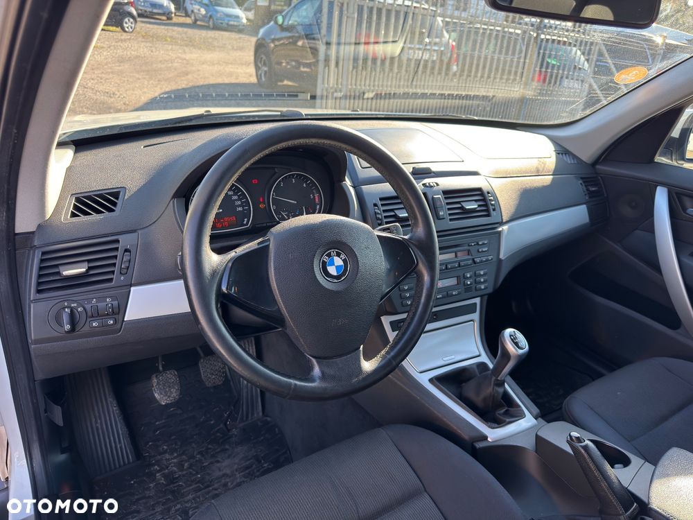 BMW X3 xDrive20d - 16