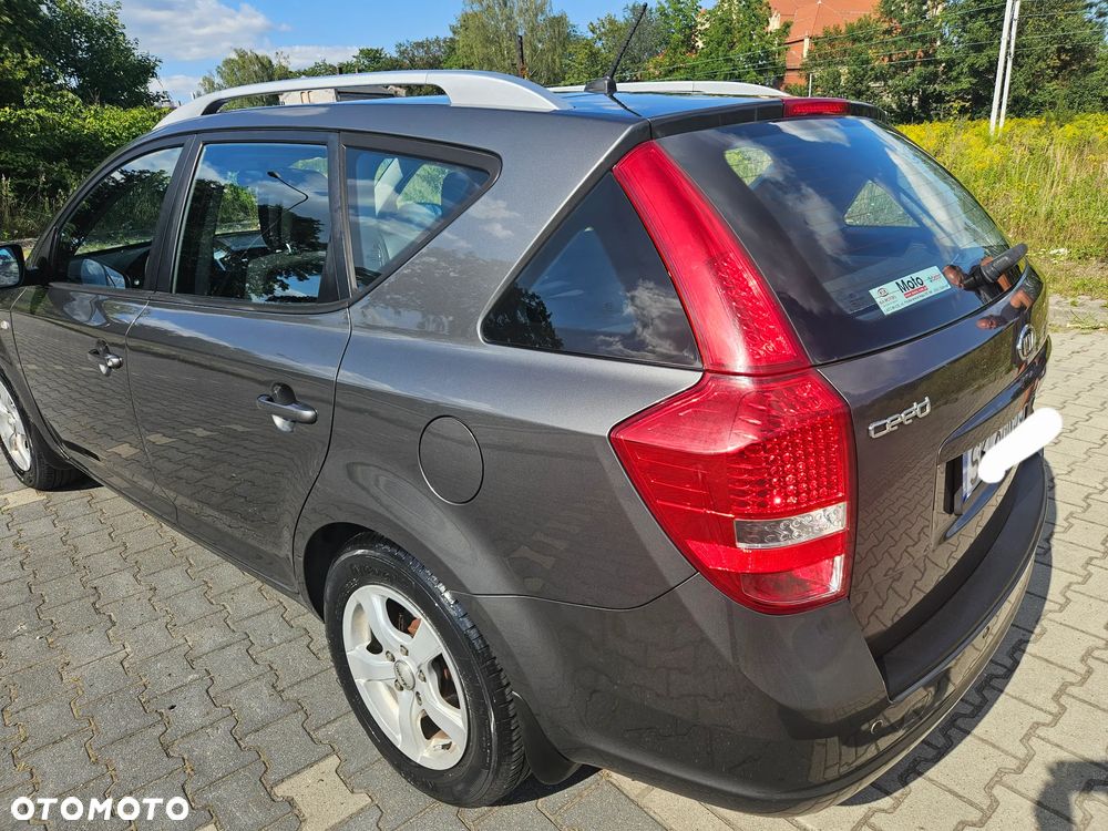 Kia Ceed 1.6 Comfort + - 6