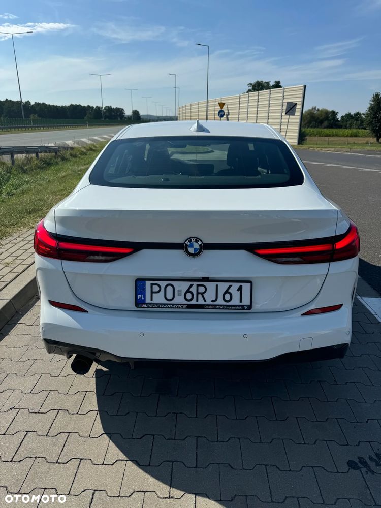 BMW Seria 2 218i M Sport - 6