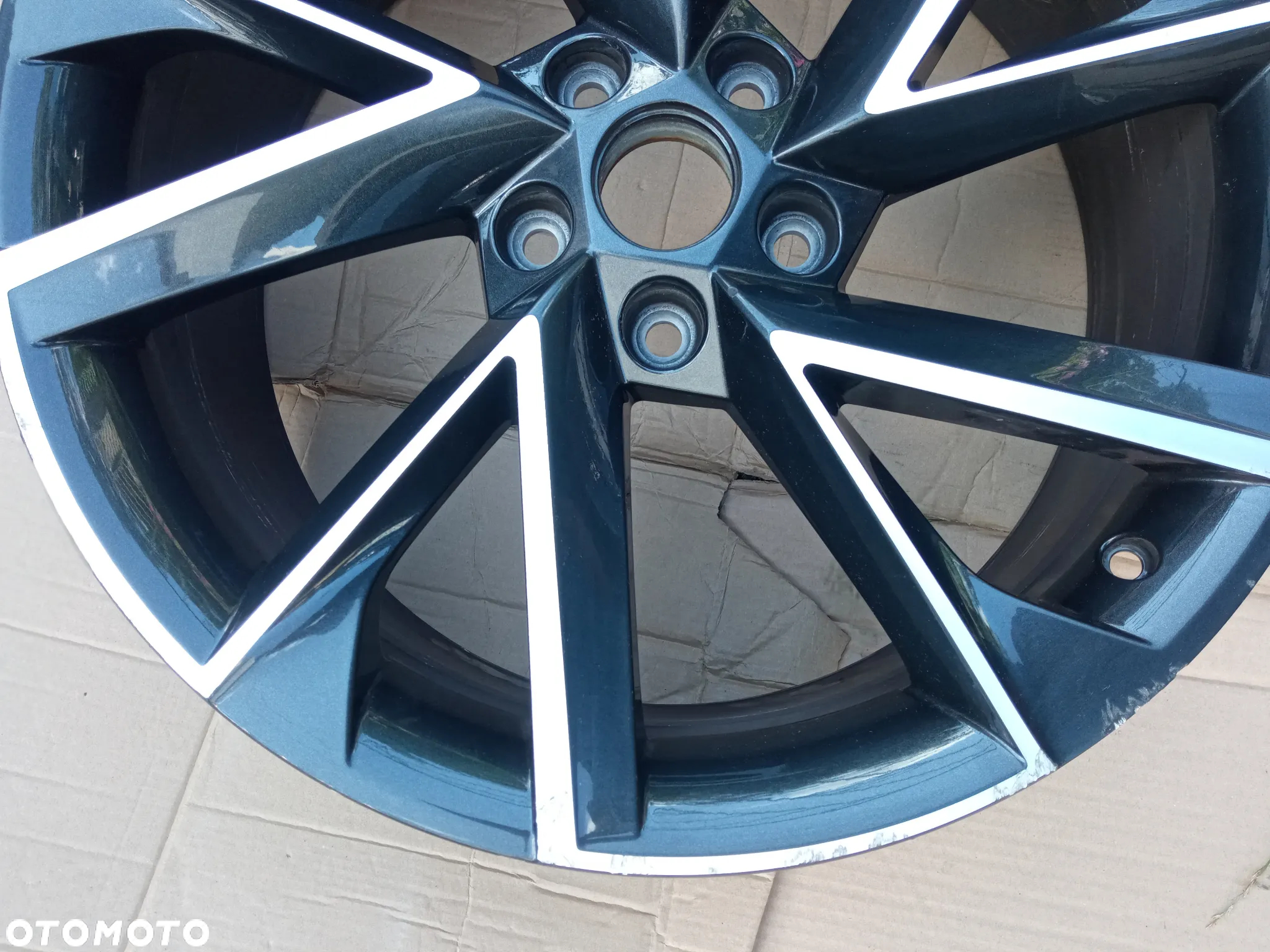 SKODA KAROQ ENYAQ IV 57A 8x19 ET45 57A601025R ORYGINAŁ 2023 - 3