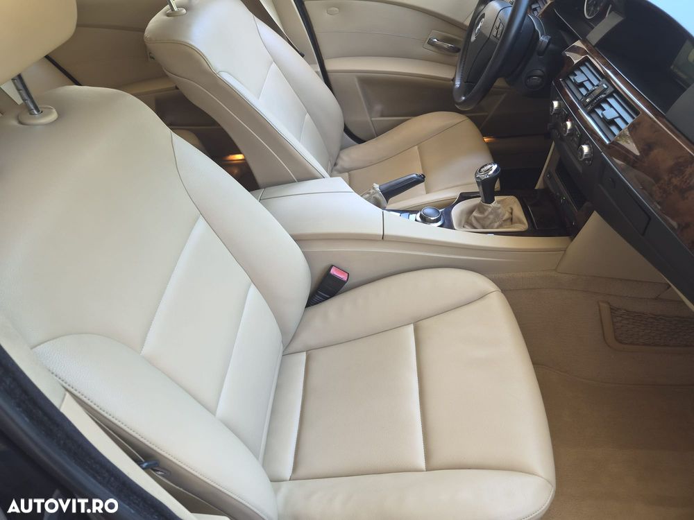 BMW Seria 5 520d - 15