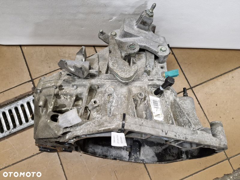 NISSAN JUKE F15 I 1 LIFT 1.2 DIG-T SKRZYNIA BIEGÓW MANUAL 6B TL4143 - 4