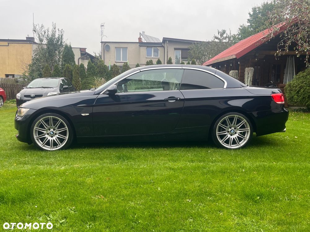 BMW Seria 3 320d DPF Cabrio - 11