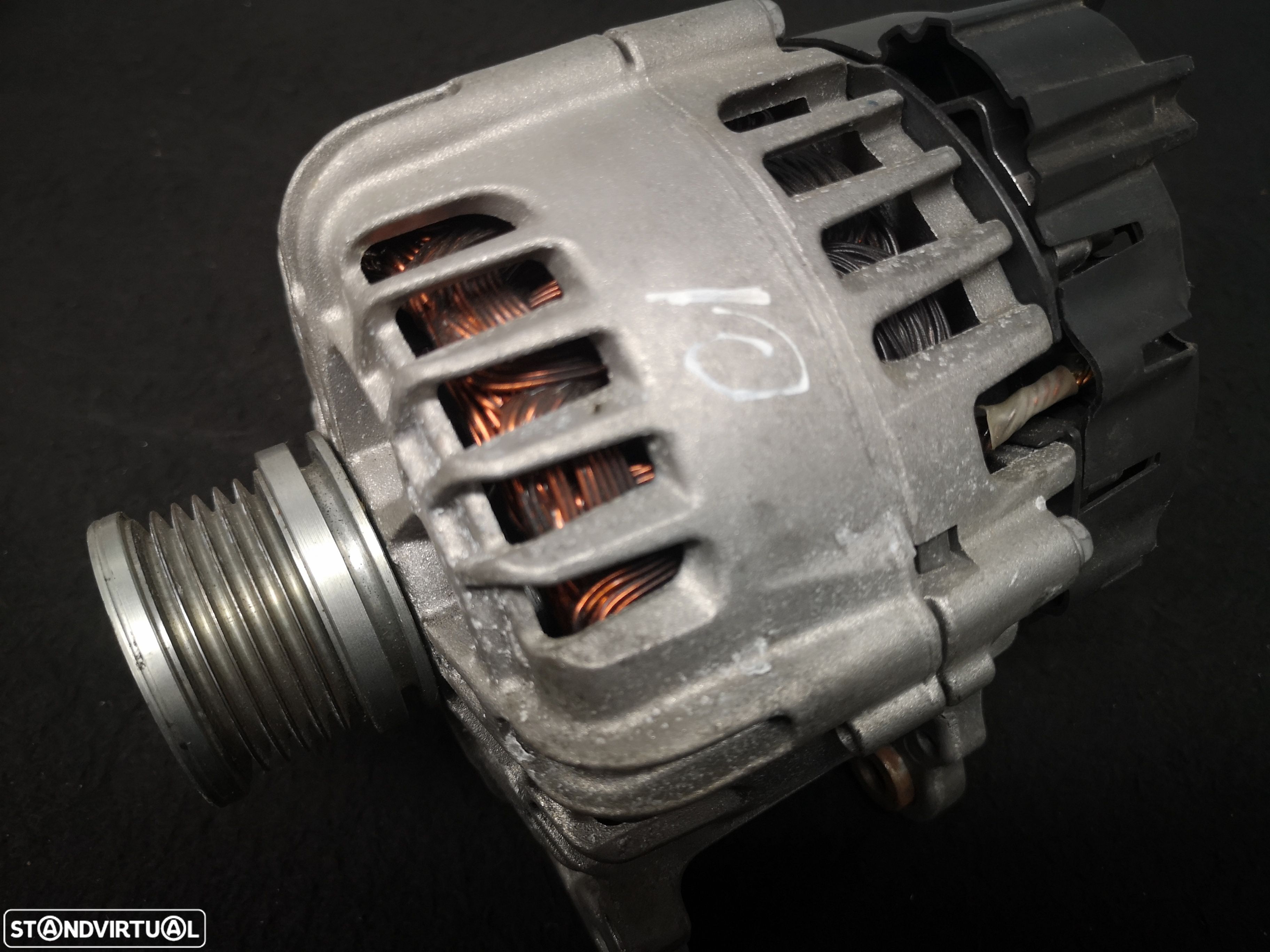 Alternador originais Audi Volkswagen 04L  2.0tdi 2012-2017 - 1