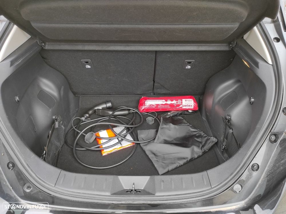 Nissan Leaf N-Connecta Full Led - 37