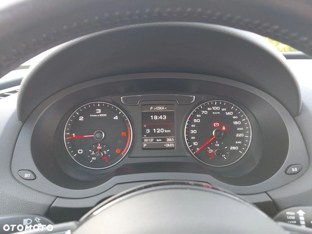 Audi Q3 2.0 TDI Quattro Design S tronic - 8