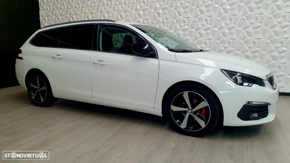 Peugeot 308 2017 photo 3