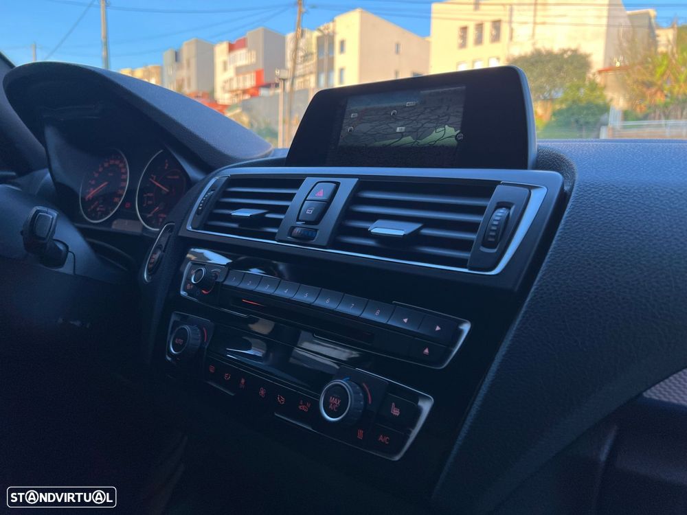 BMW 120 d Pack M Shadow - 23