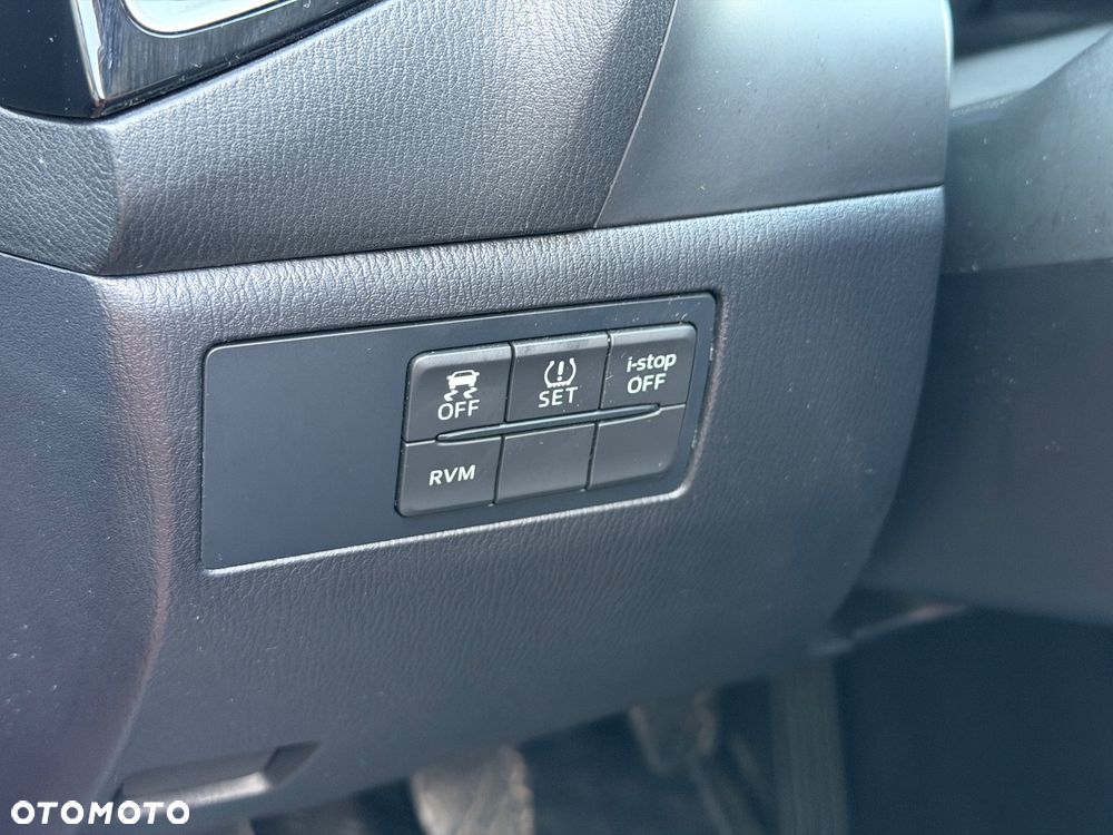 Mazda 3 SKYACTIV-G 120 NAKAMA - 37