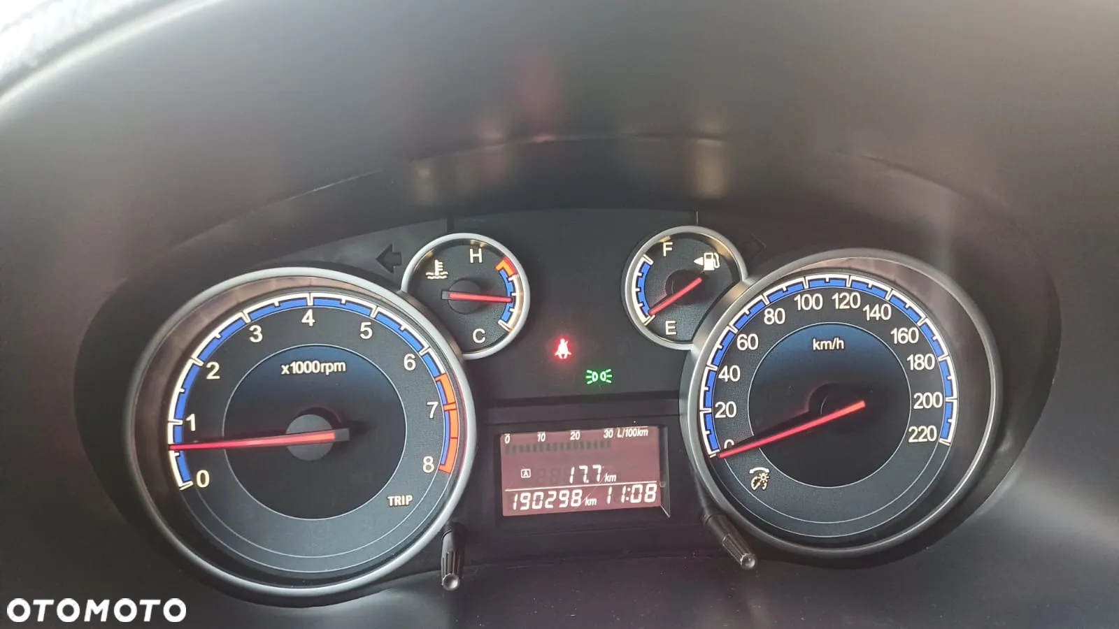 Suzuki SX4 1.6 Comfort Plus - 36