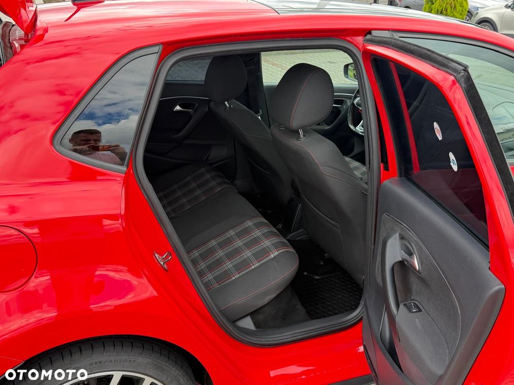 Volkswagen Polo 1.8 TSI BMT GTI DSG - 9